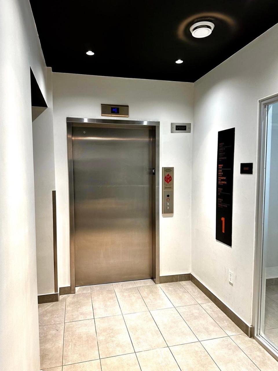 Initial / Espace M / Centre-Ville De Quebec Экстерьер фото
